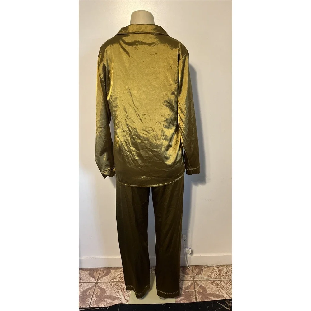 Taylor Swift Gold Satin Pajama Set Size M Swiftie Merch Sleepwear